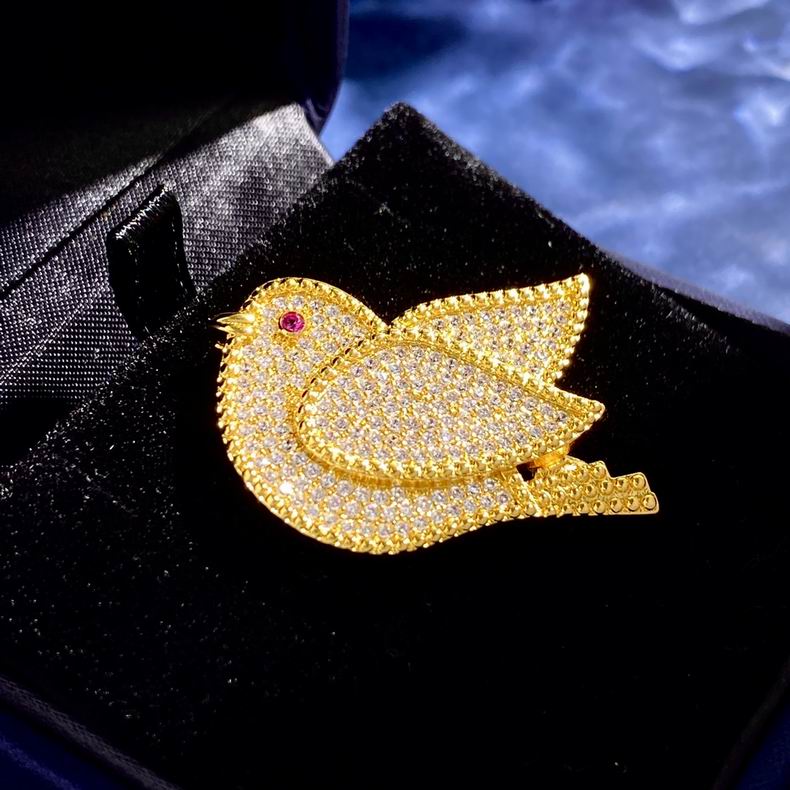 Van Cleef  Arpels brooch 121082  (3)